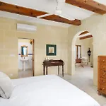 Villa Dar Ta' Censina With Private Pool *