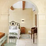 Dar Ta' Censina With Private Pool Għasri