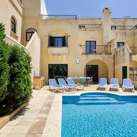 Dar Ta' Censina With Private Pool Villa