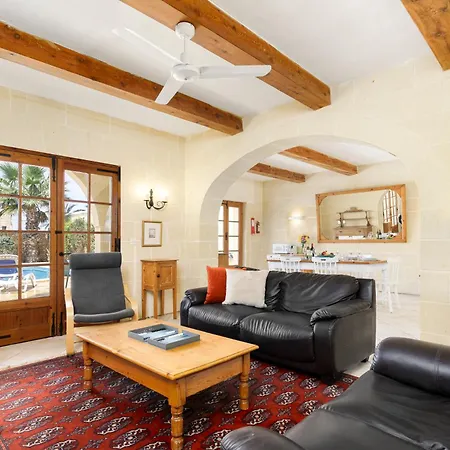 Dar Ta' Censina With Private Pool Villa *